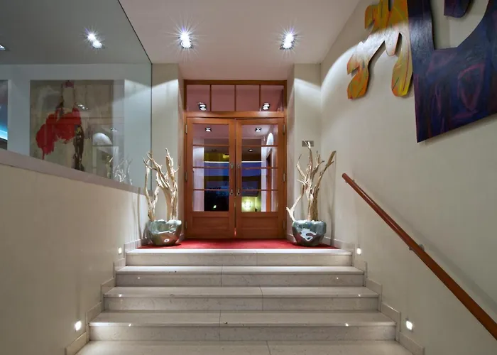 Hotel Art 4*
