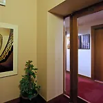 Art 4* Prag