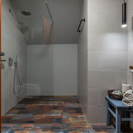 Art Hotel 4*