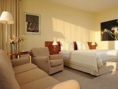 Hotel Art 4*
