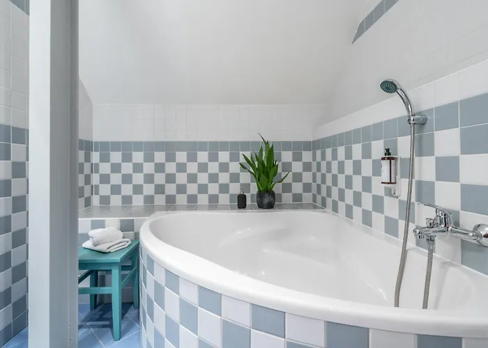 Art Hotel 4*